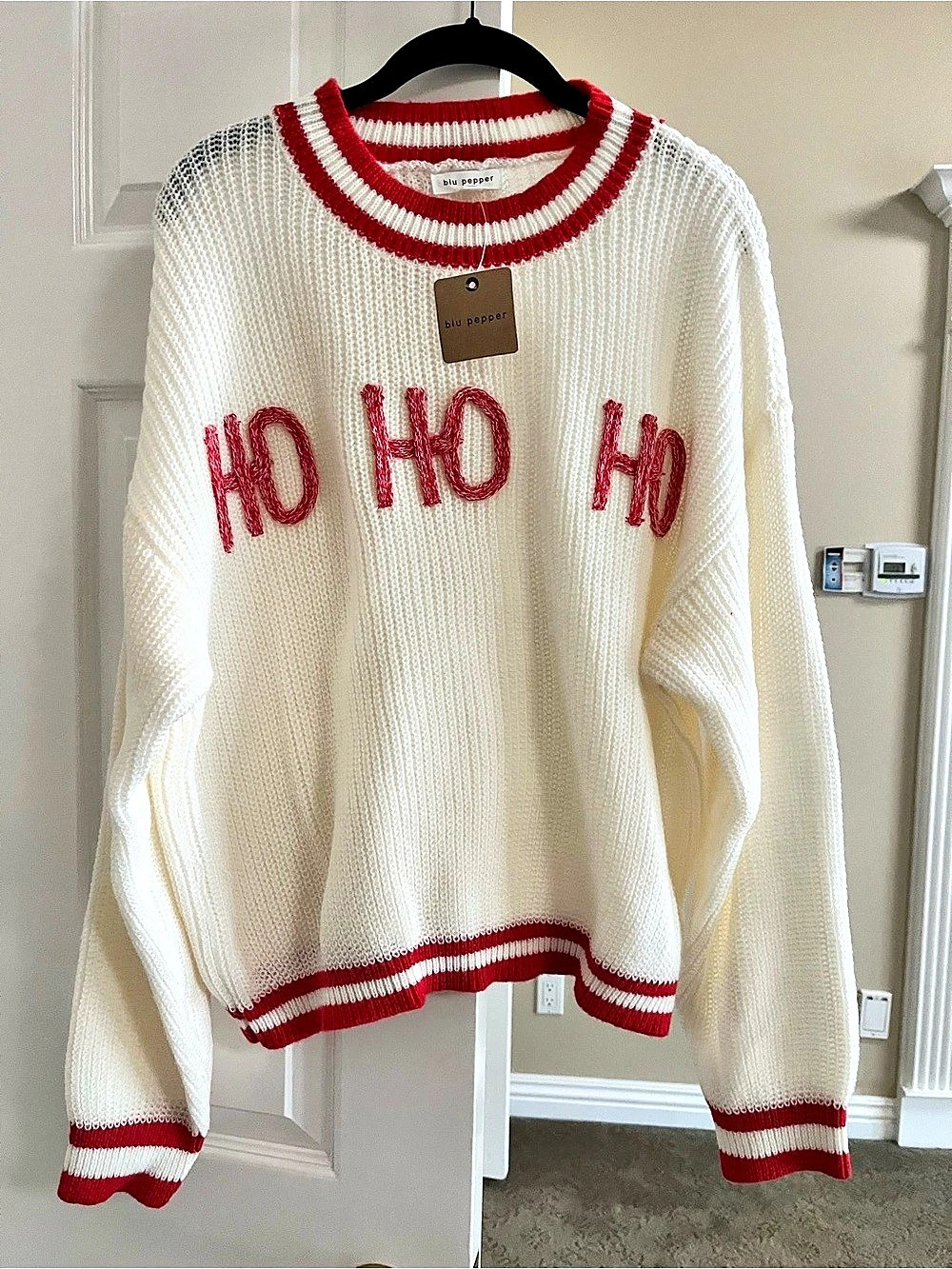 blu pepper Ho Christmas Sweater White & Red Size Large